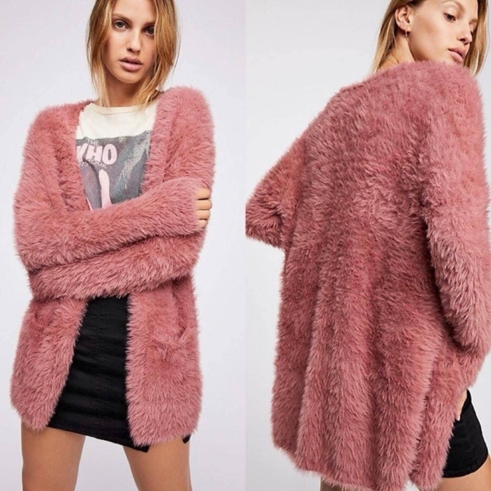 NEW Free People Faux Fur Open Cardigan Oversized Rose Pink Size Small. ‎ G30